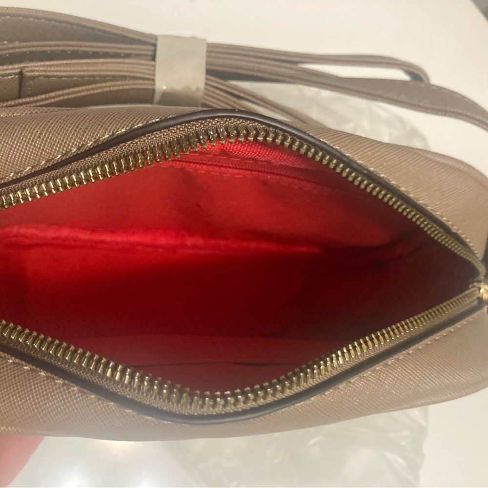 Marilyn Monroe Taupe Crossbody Bag with Red & Black Stripe - Picture 4 of 4